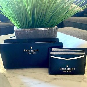 NWT Kate Spade w/FREE cardholder